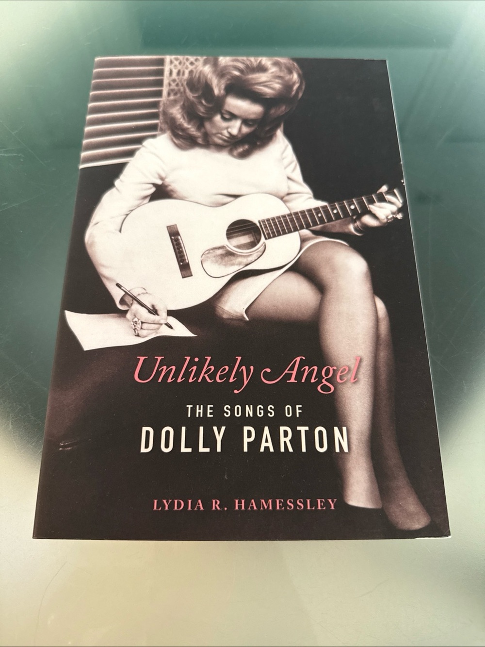 Unlikely Angel: The Songs of Dolly Parton (Paperback or Softback)